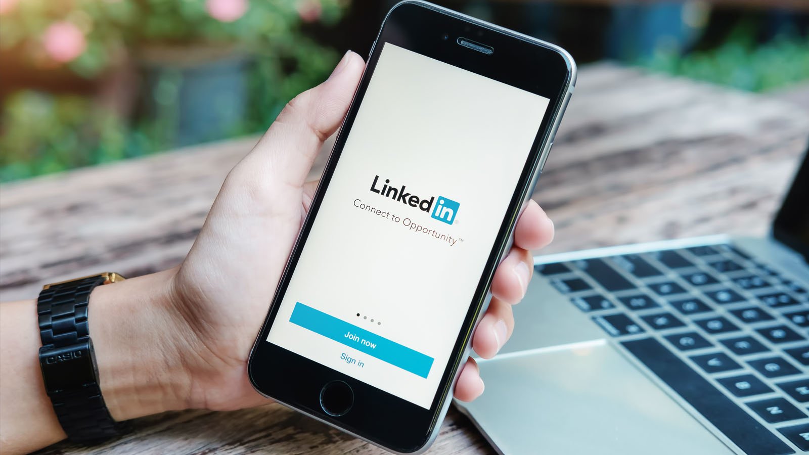 how-to-optimize-your-linkedin-profile-formaximum-job-opportunities